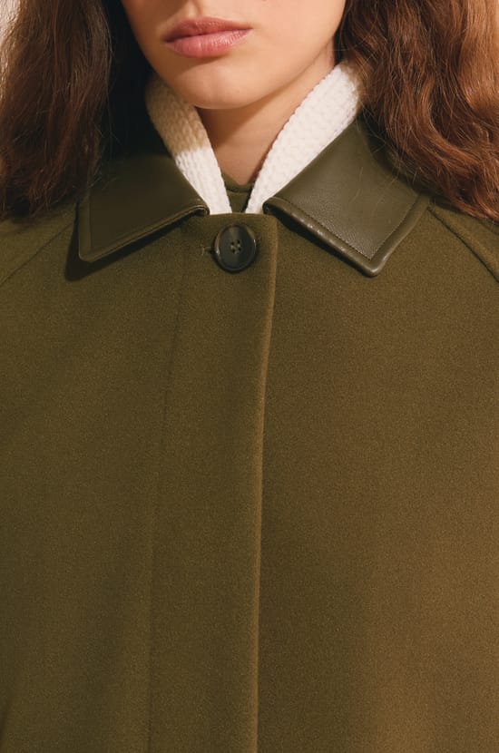Manteau long droit avec boutons;${refinementColor}