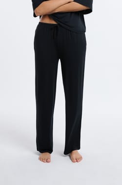 Pantalon de pyjama large en modal;${refinementColor}