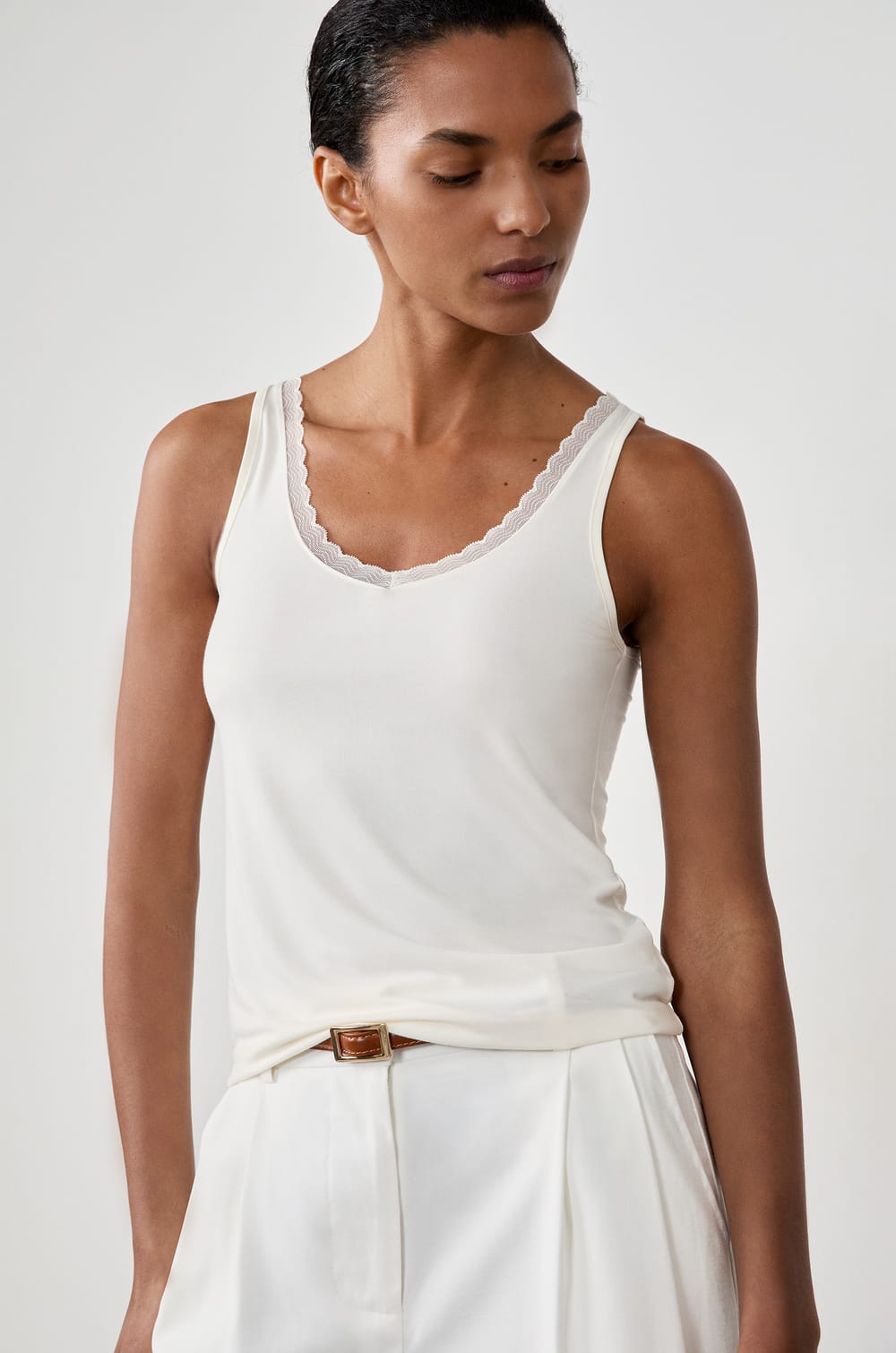 Thermal knit camisole;${refinementColor}