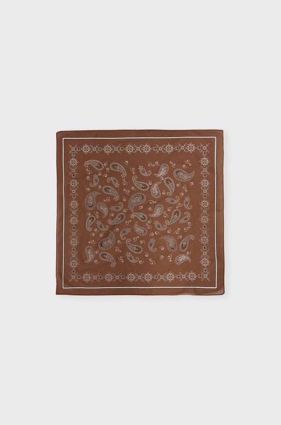 Foulard à motifs en coton;${refinementColor}