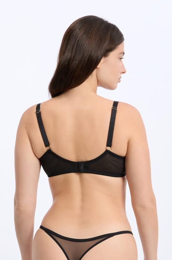 Classic Embroidered Bra;${refinementColor}