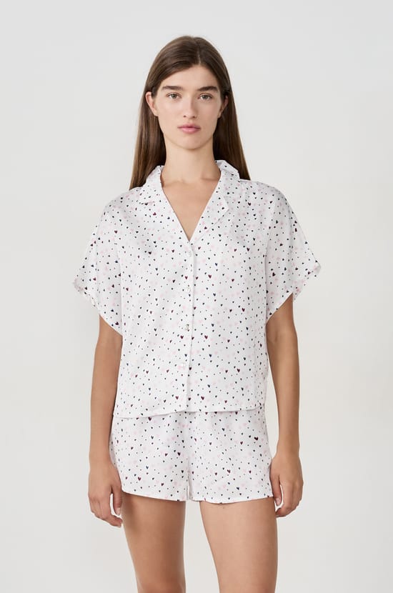 Satin pyjama shirt with heart print;${refinementColor}