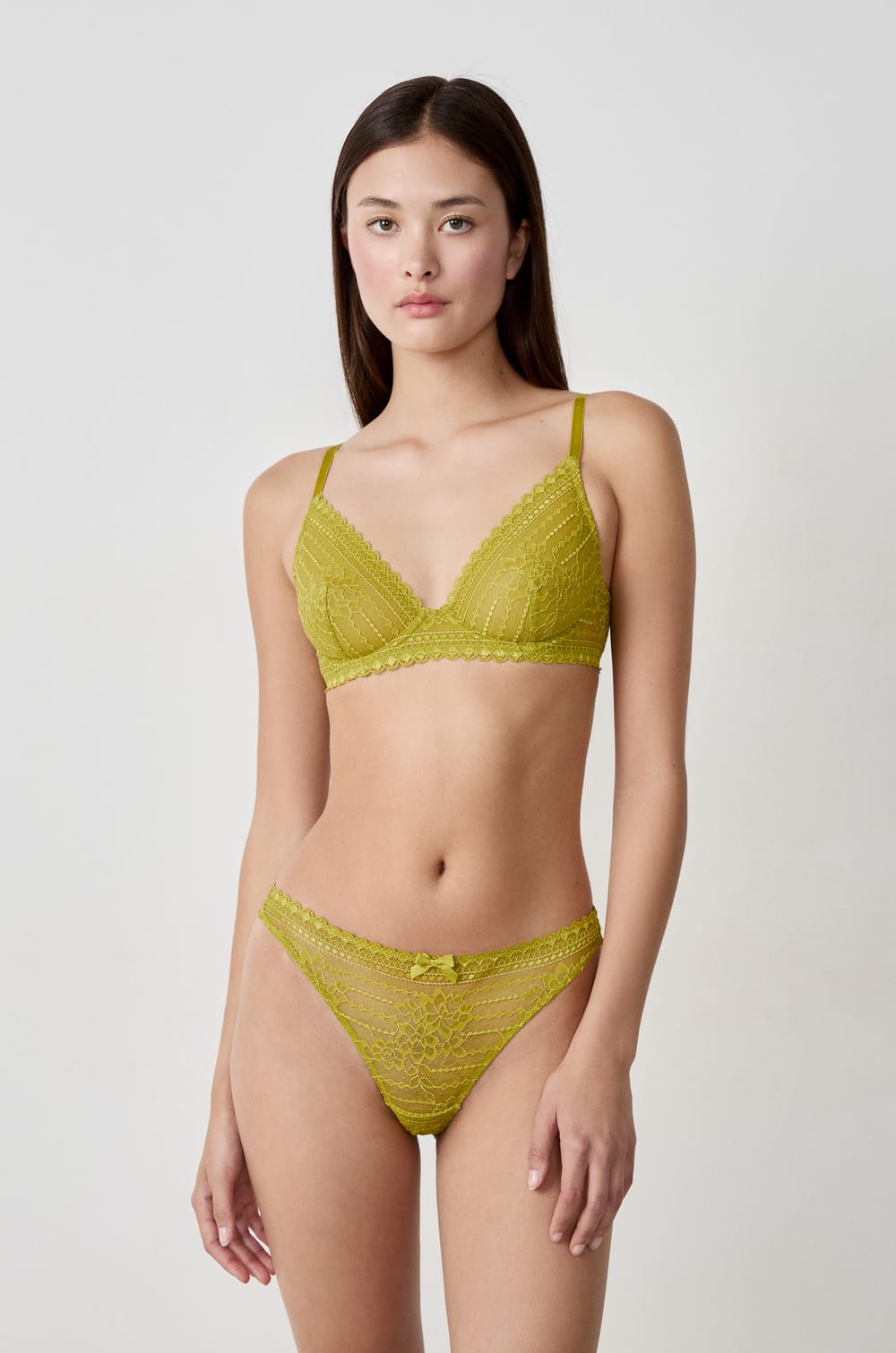 Lace Tanga;${refinementColor}