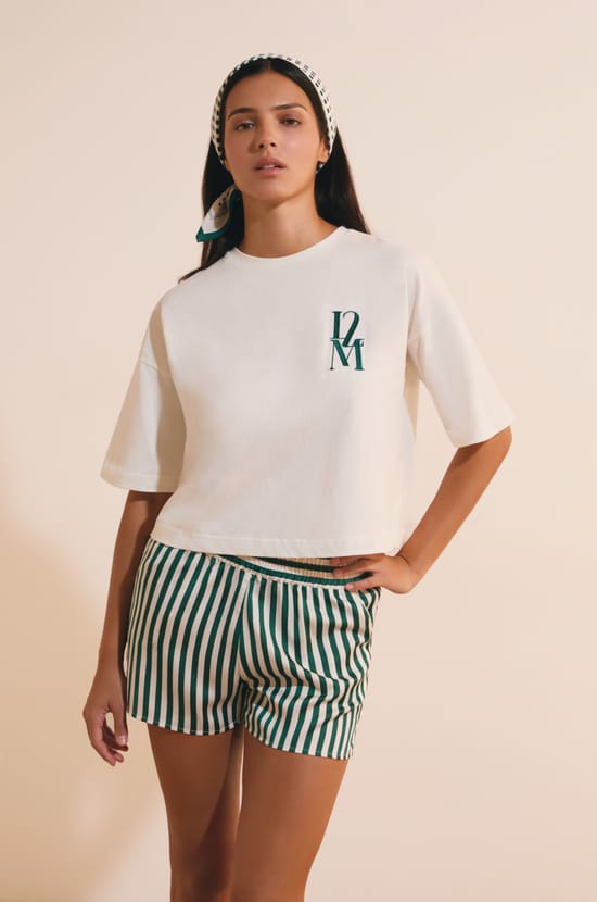 Kurzes Baumwoll-T-Shirt mit Message;${refinementColor}