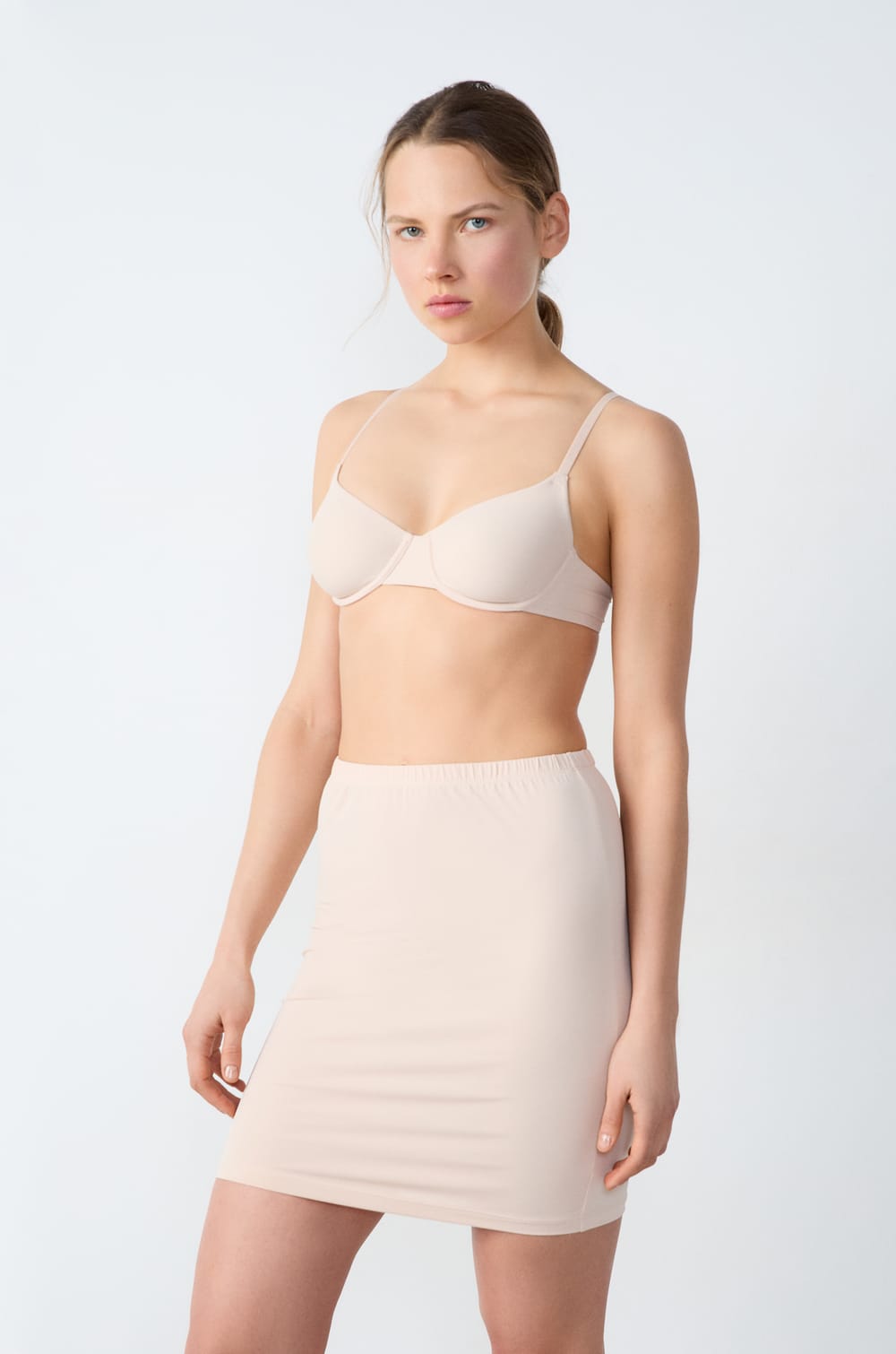 Underskirt;${refinementColor}