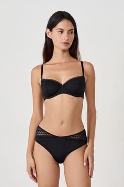 Bra con aros clásico de encaje;${refinementColor}