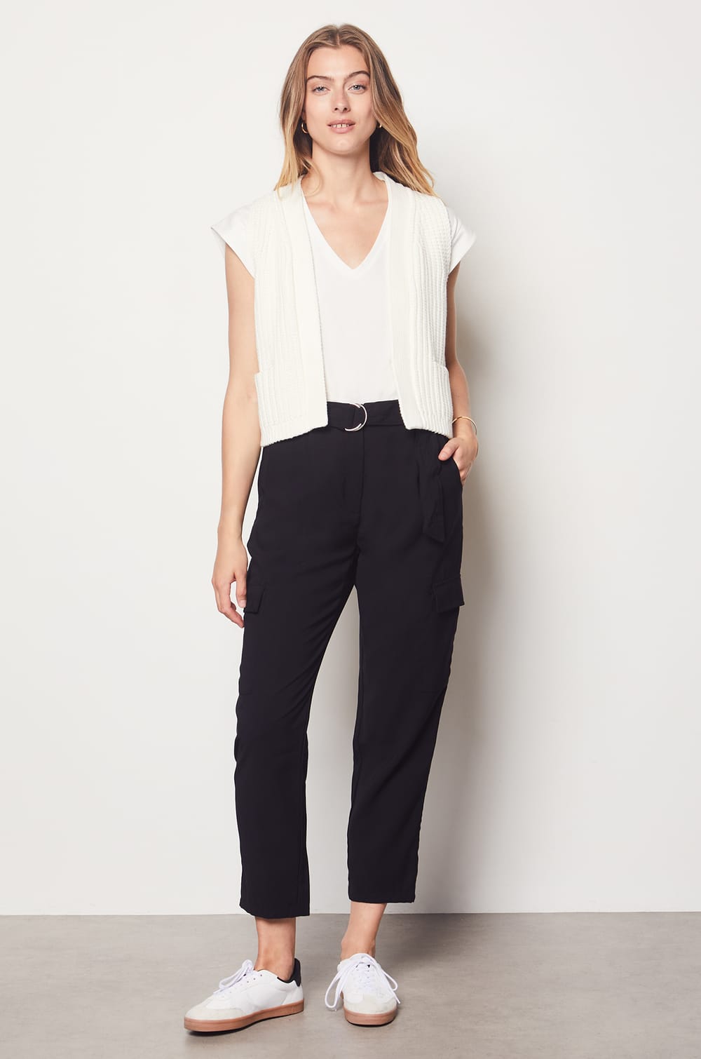 Sleeveless Cardigan;${refinementColor}