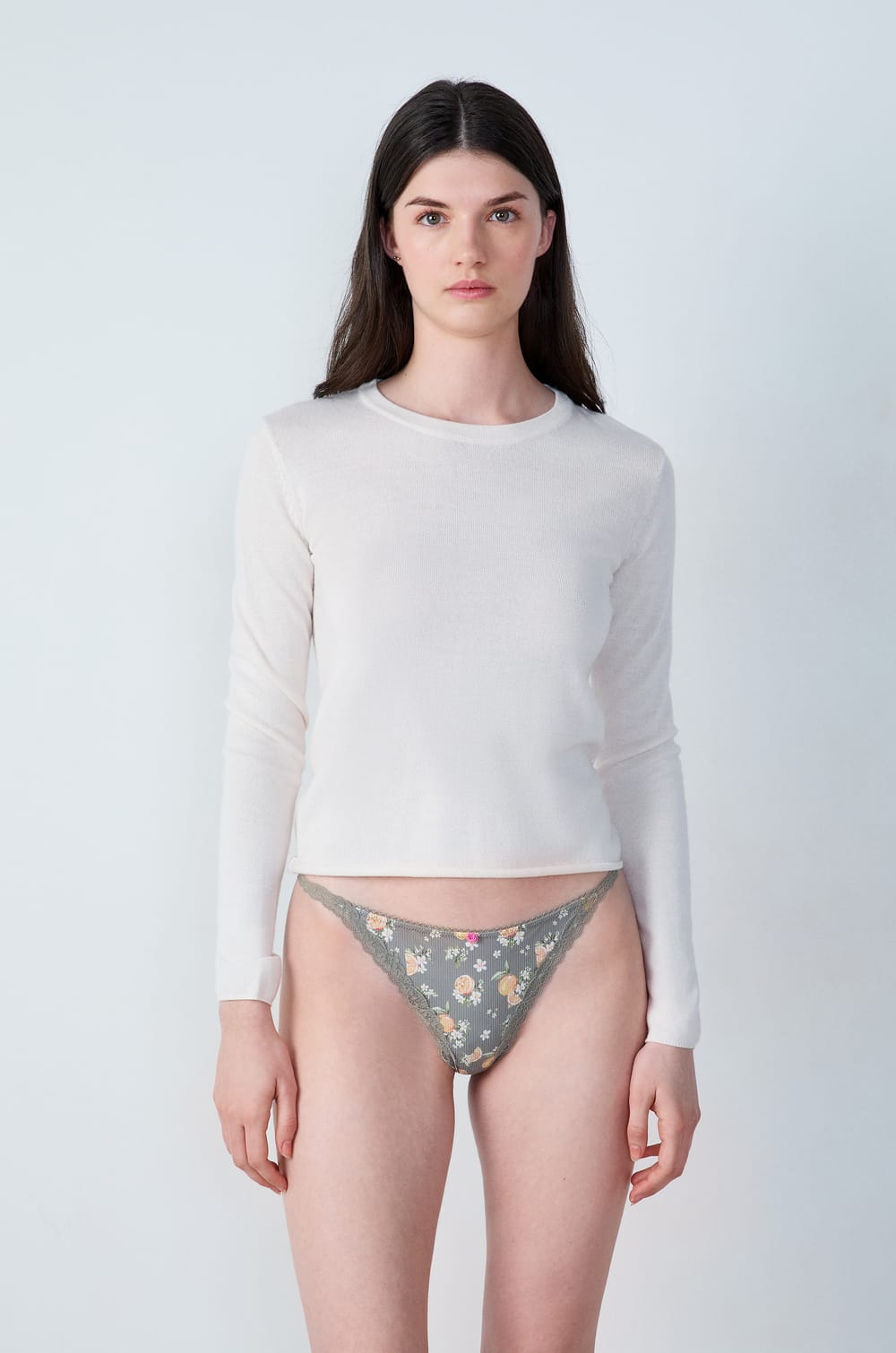 Bedruckter Tanga mit Spitzendetails;${refinementColor}