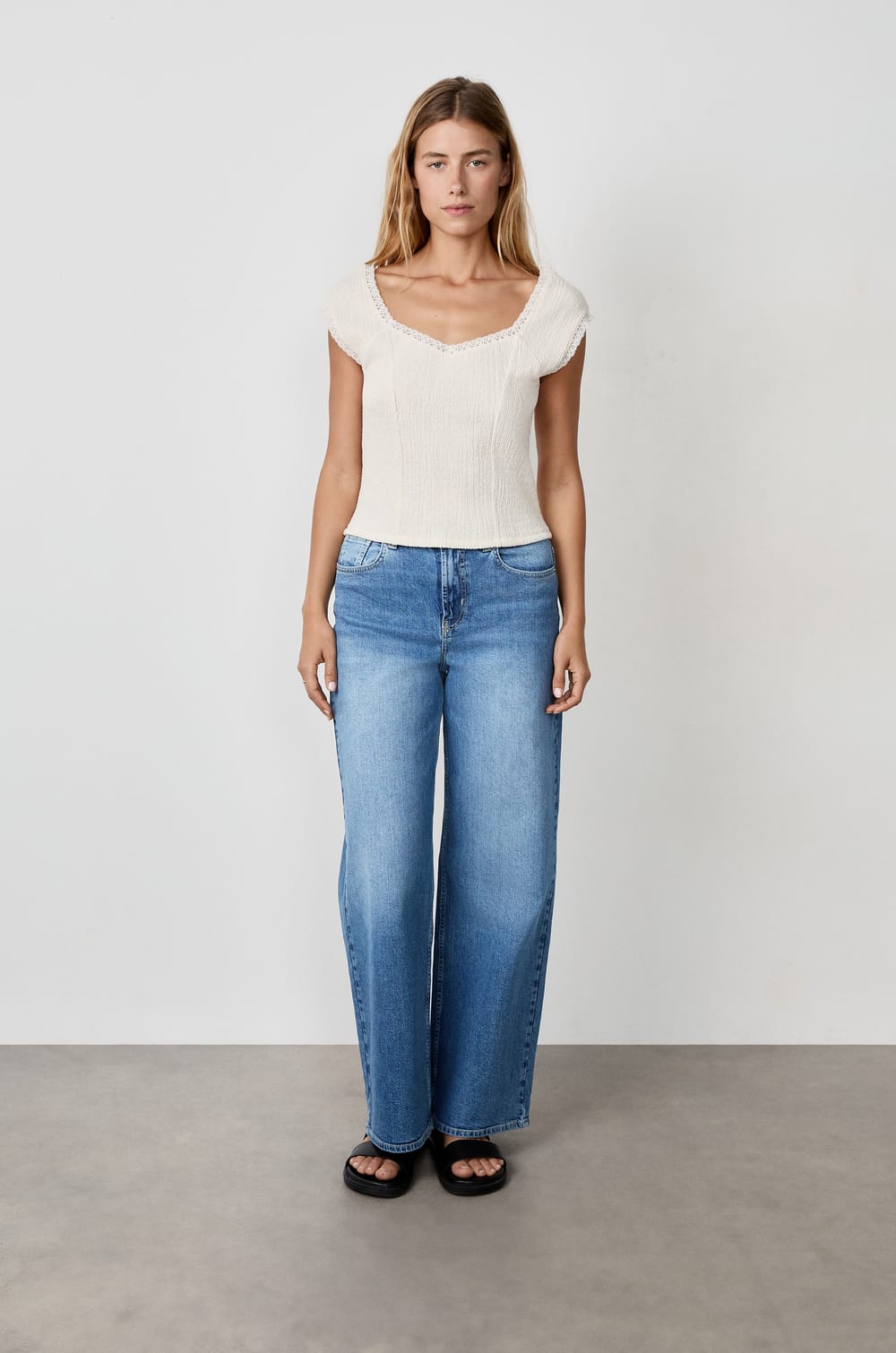 Playera de manga corta;${refinementColor}