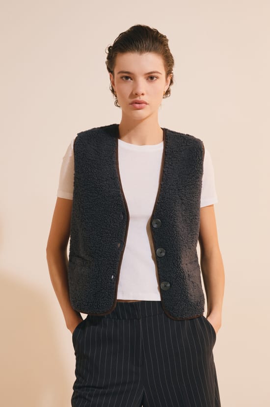 Veste sans manches effet sherpa;${refinementColor}