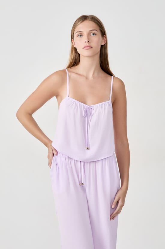 Top satinado con tirantes;${refinementColor}