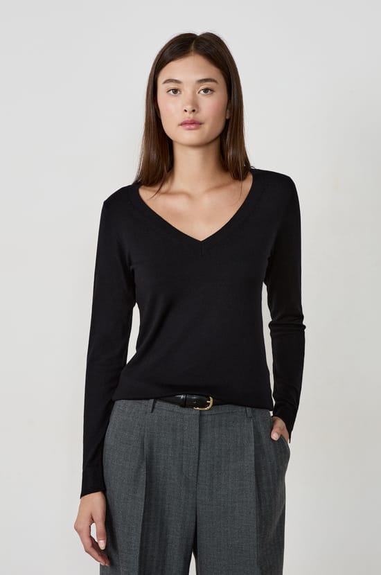 Pull col V;${refinementColor}
