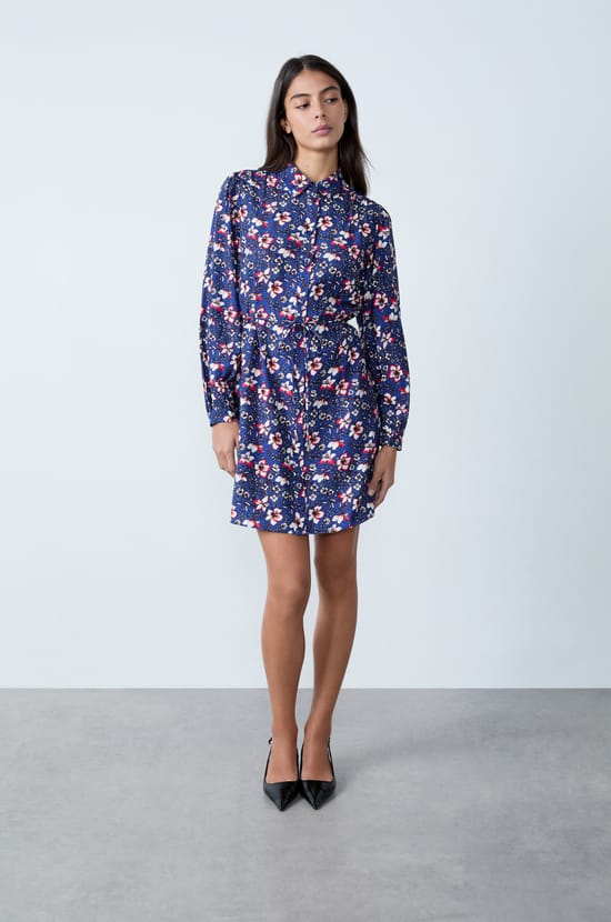 Robe chemise à motifs fleuris;${refinementColor}