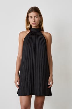 Short halterneck dress;${refinementColor}