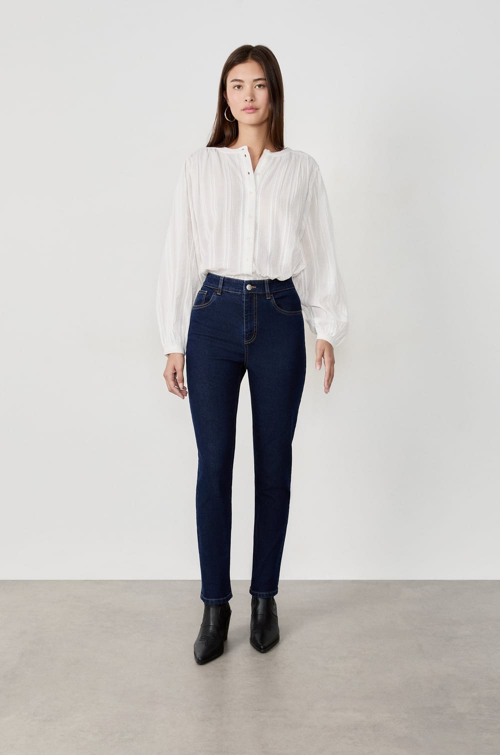 Jean slim;${refinementColor}