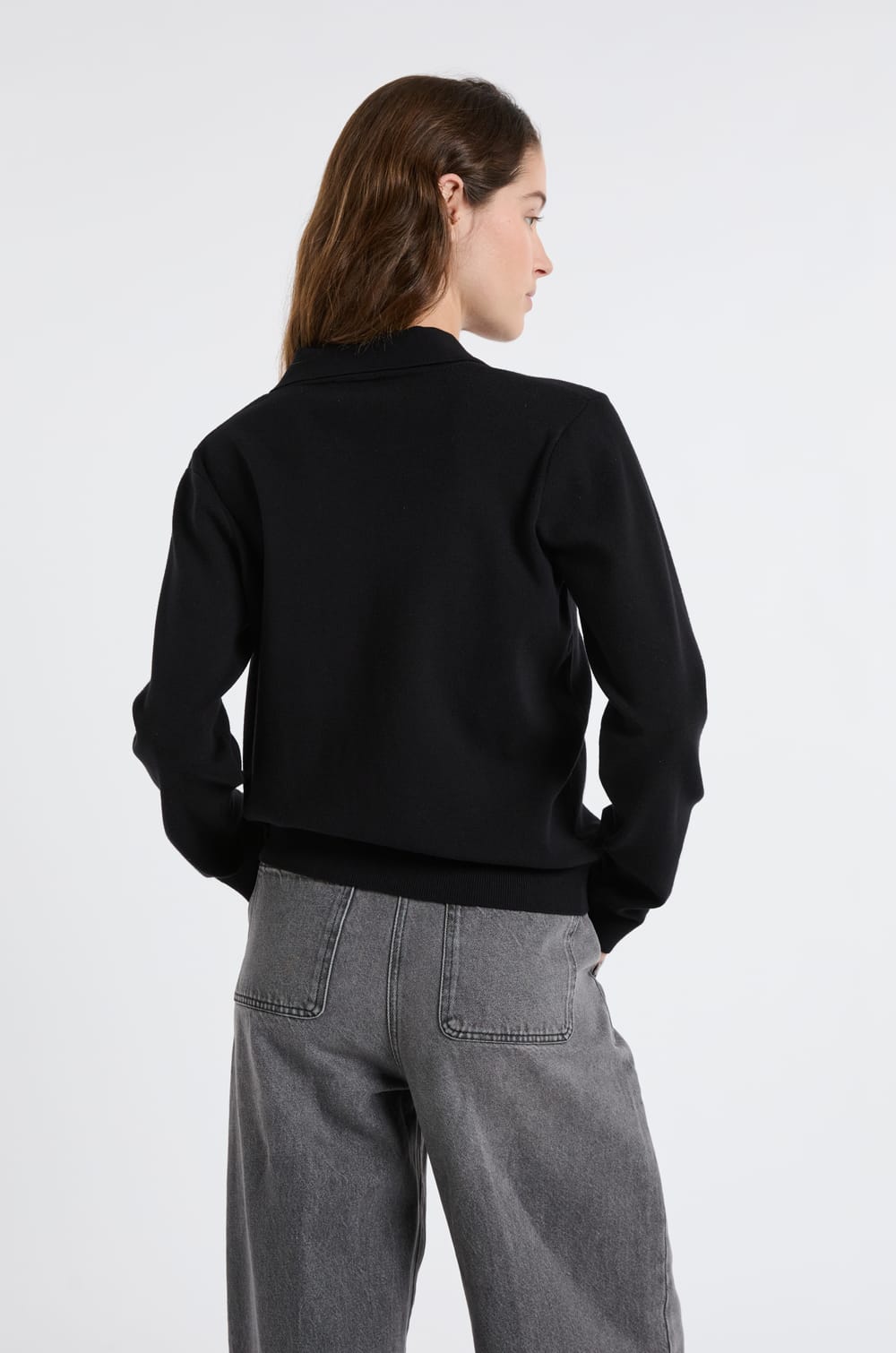 Pull col polo avec boutons dor&eacute;s;${refinementColor}