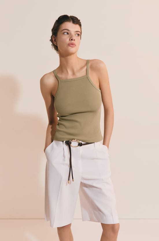 Short bermuda;${refinementColor}