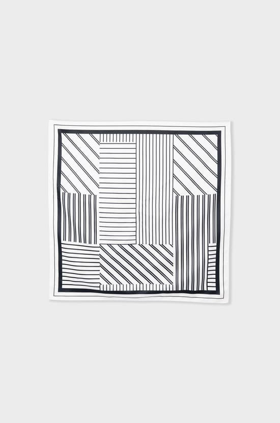 Printed scarf;${refinementColor}
