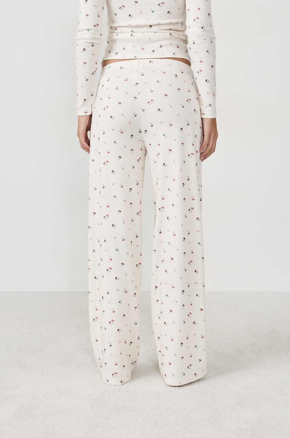 Pantalon de pyjama avec imprimé champignons;${refinementColor}