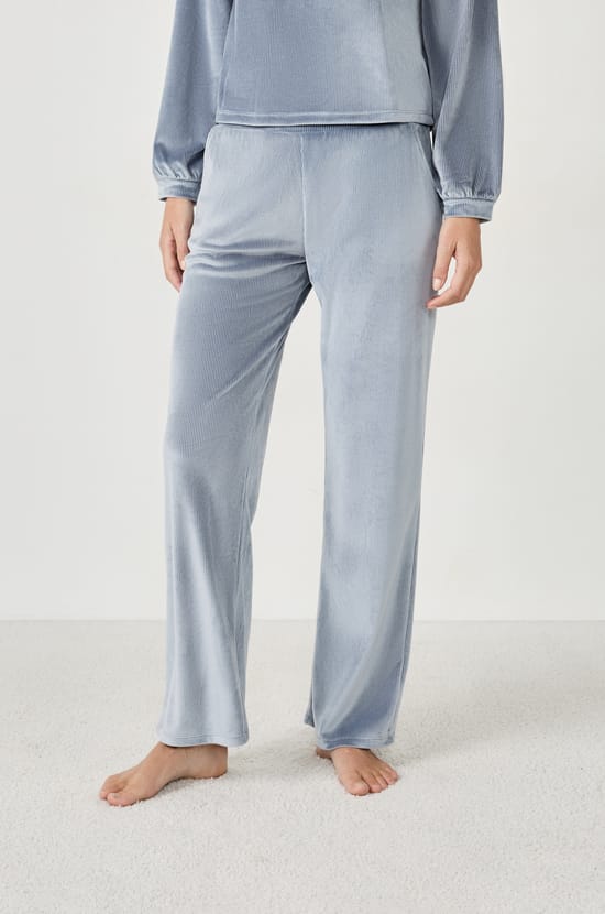 Pantal&oacute;n de pijama con efecto terciopelo;${refinementColor}