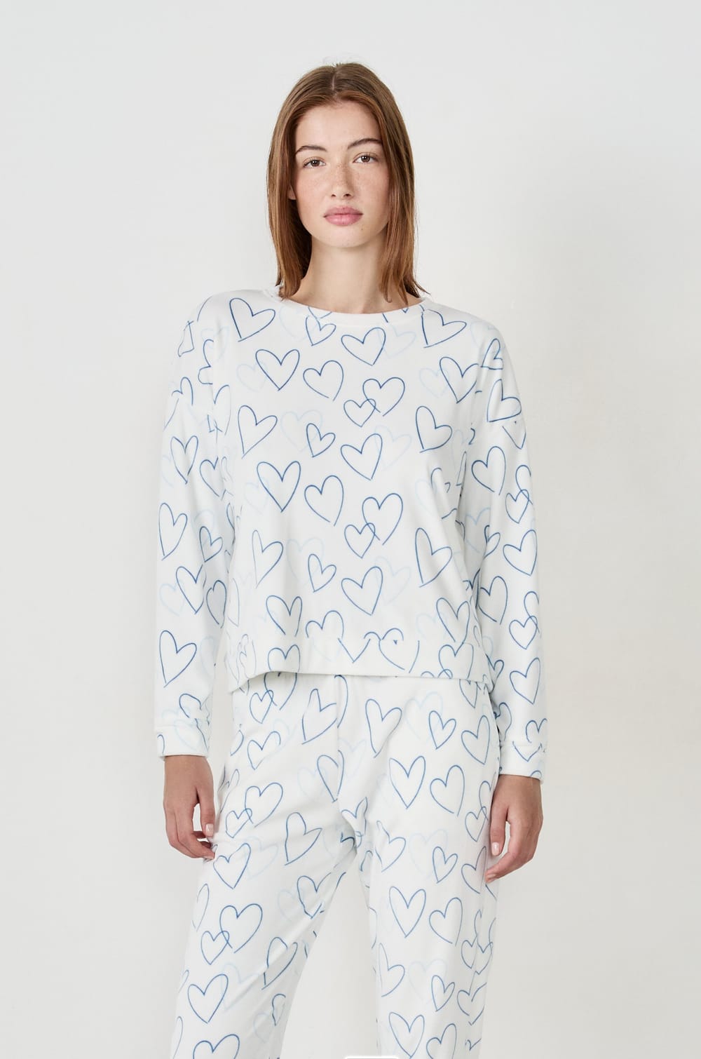 Sweat de pyjama avec des cœurs;${refinementColor}