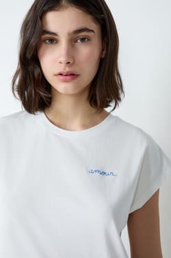 T-shirt manches courtes en coton broderie "Amour;${refinementColor}