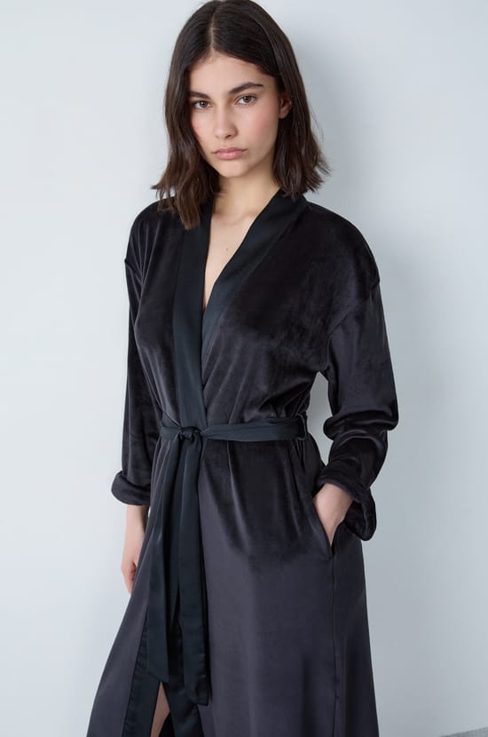 D&eacute;shabill&eacute; en velours;${refinementColor}