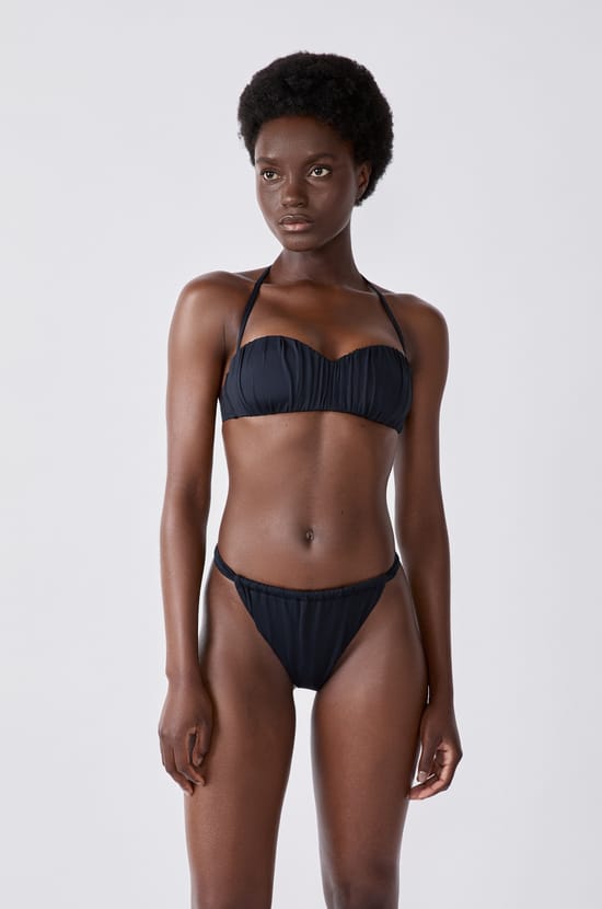 High-leg Brazilian bikini bottom;${refinementColor}