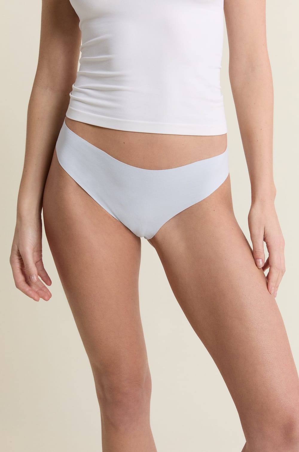 Seamless Cotton Briefs;${refinementColor}