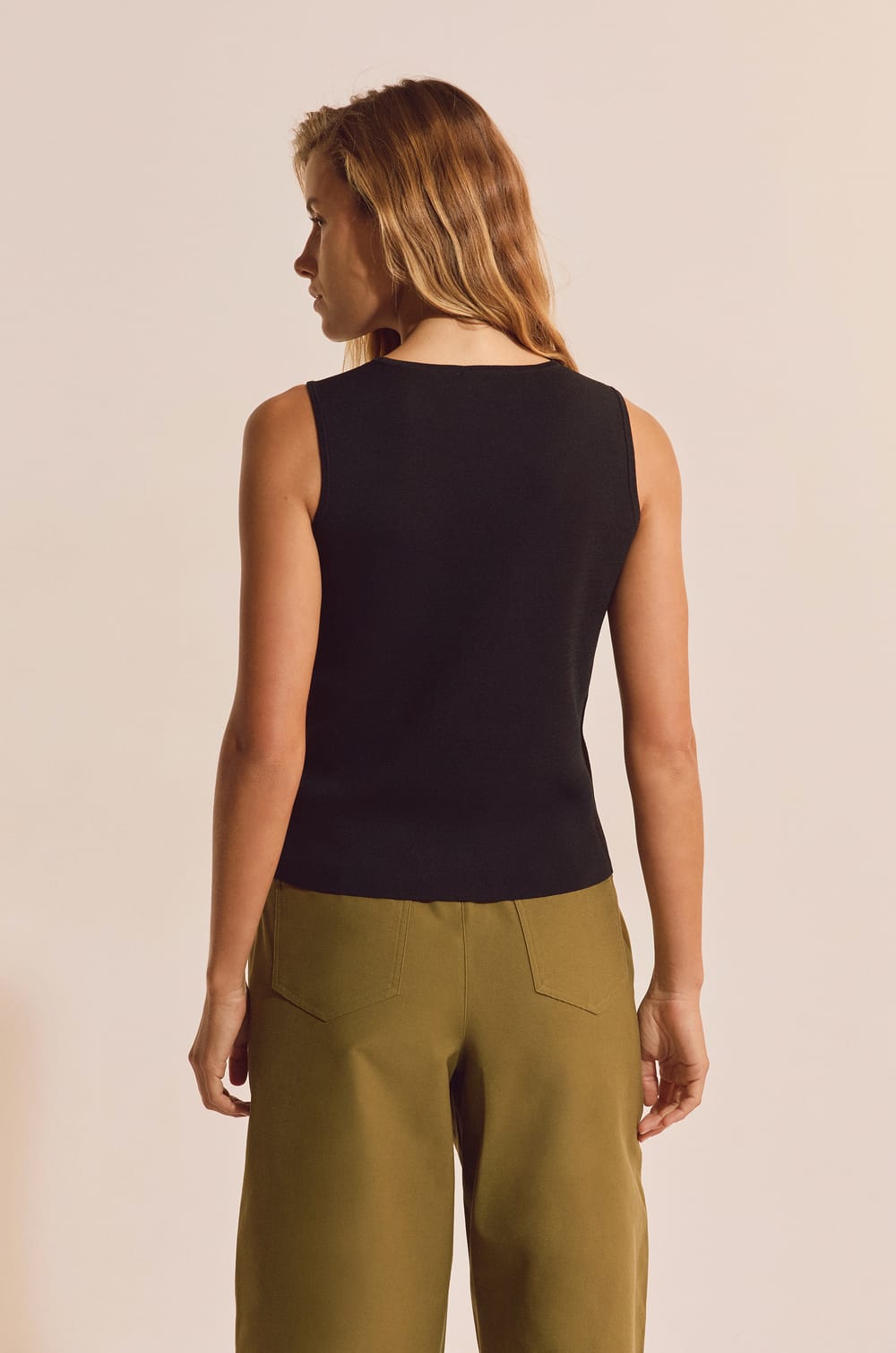 Camiseta sin mangas;${refinementColor}