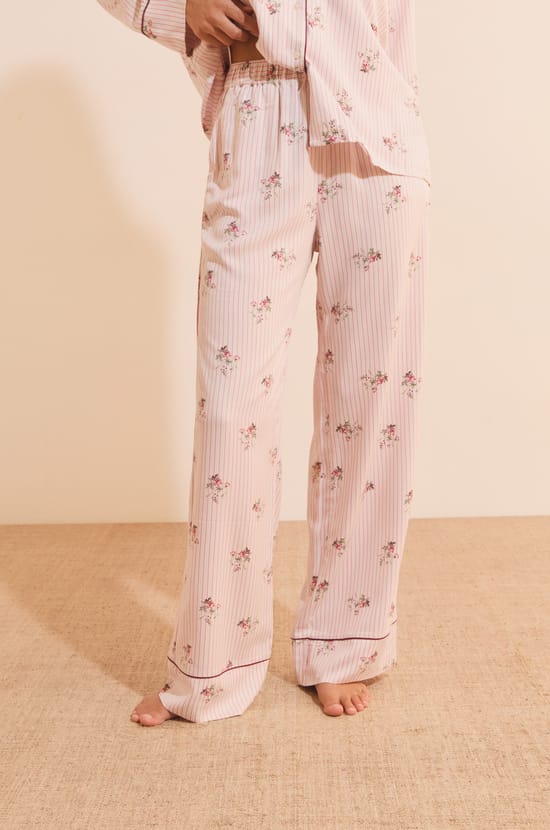Pantalon de pyjama &agrave; motif fleuri;${refinementColor}