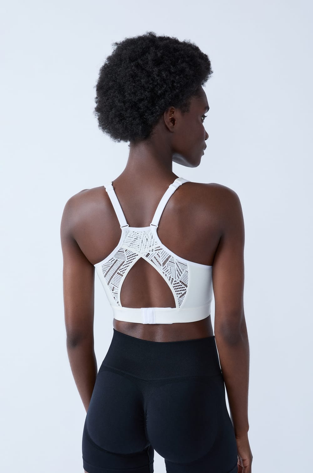 Sports Bra - Strong Support;${refinementColor}