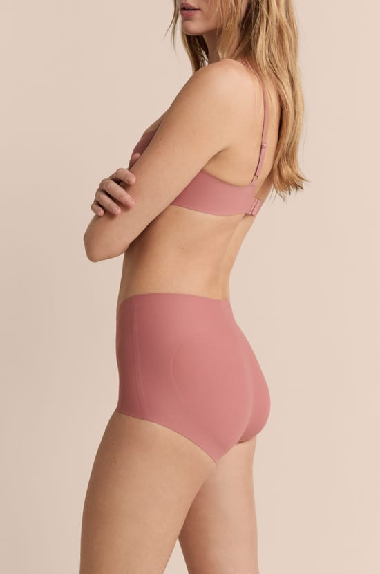Push-up Brief in Microfibre;${refinementColor}