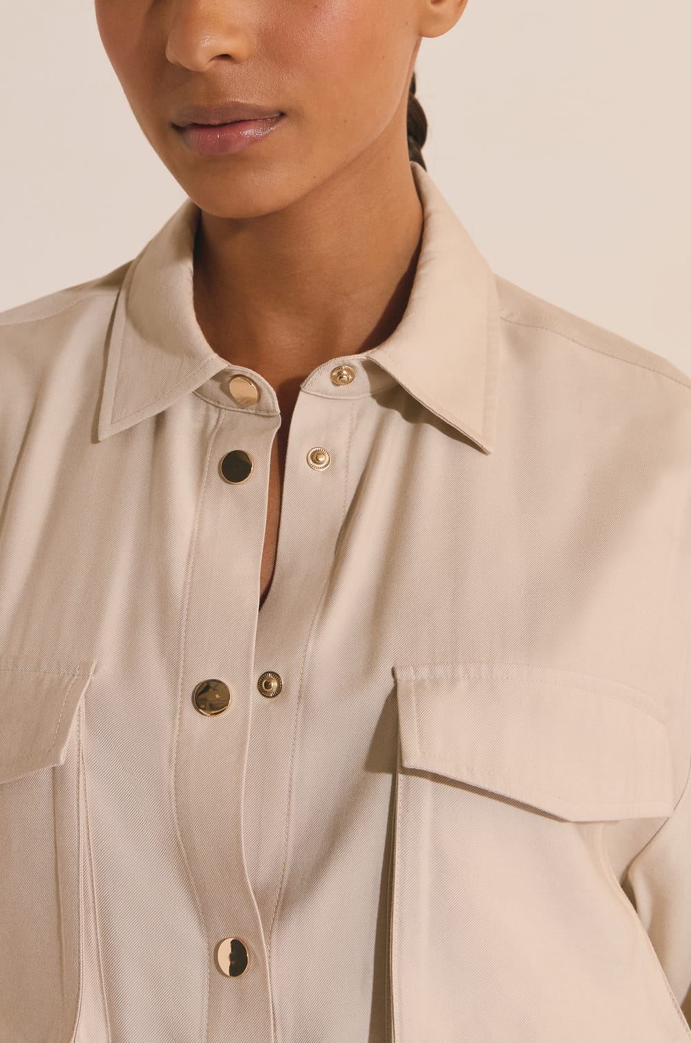 Veste avec d&eacute;tail poche;${refinementColor}