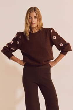Pull avec motifs fleurs;${refinementColor}