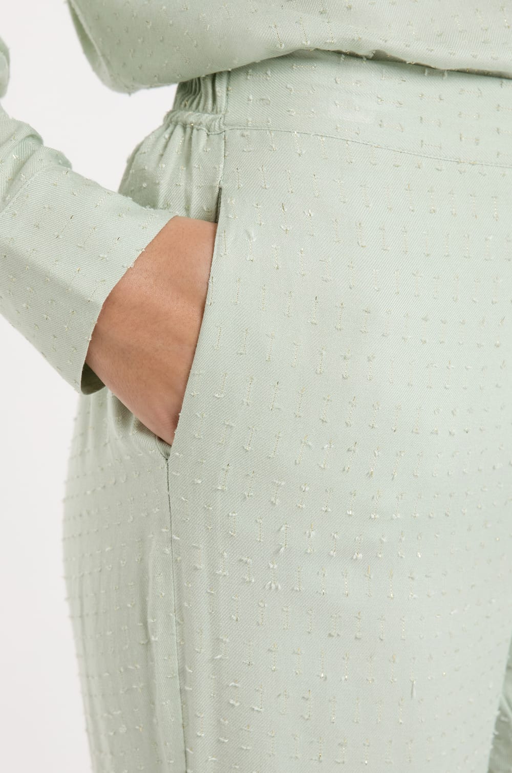 Pantalon de pyjama satin&eacute;;${refinementColor}