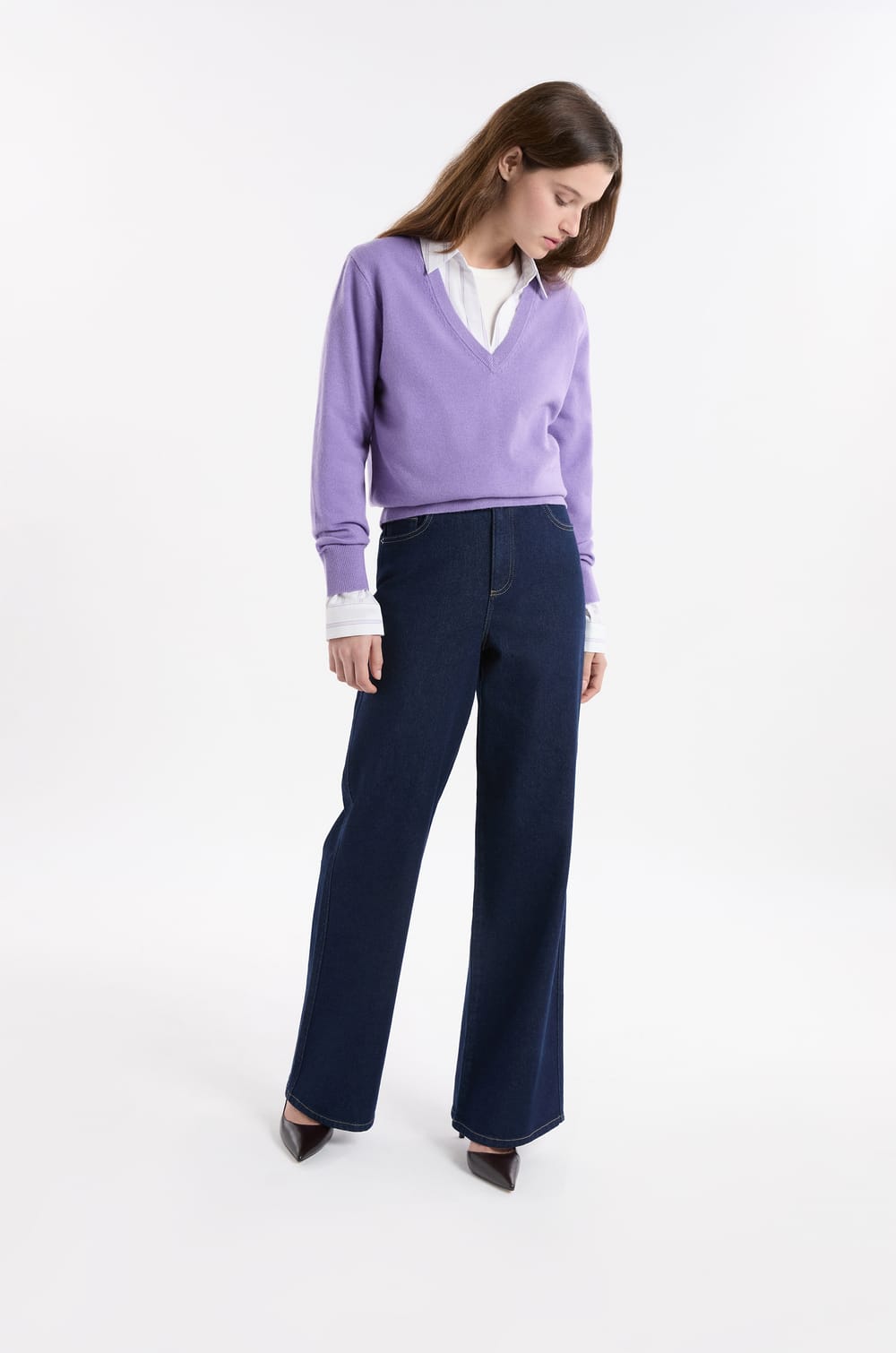 Straight-Leg Cotton Jeans;${refinementColor}