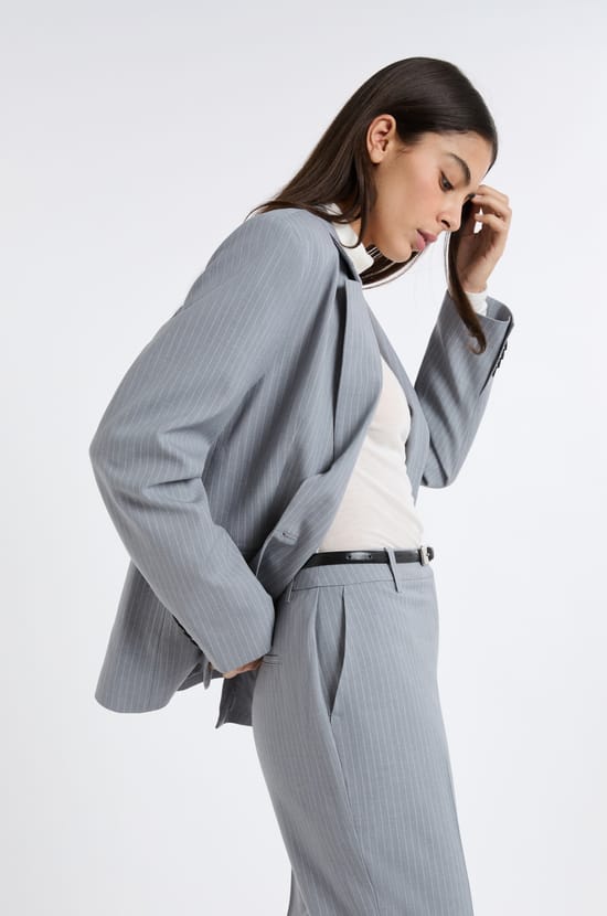 Striped buttoned blazer jacket;${refinementColor}