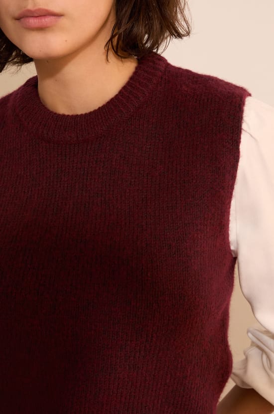 Pull sans manches &agrave; col rond;${refinementColor}