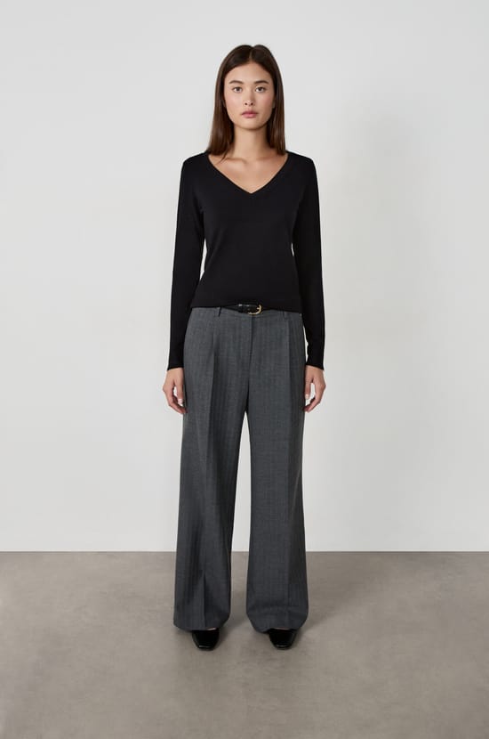 Pull col V;${refinementColor}