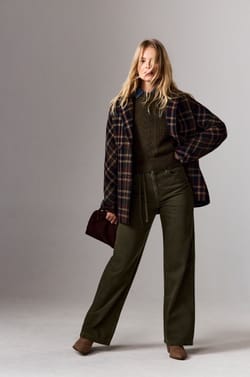 Abrigo medio largo con mezcla de lana;${refinementColor}