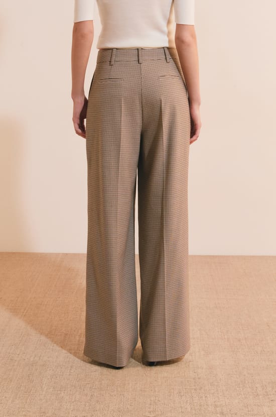 Pantalon droit &agrave; carreaux;${refinementColor}