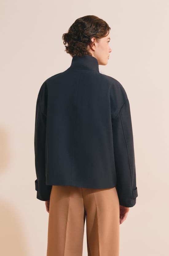 Trench court &agrave; col montant avec coton;${refinementColor}