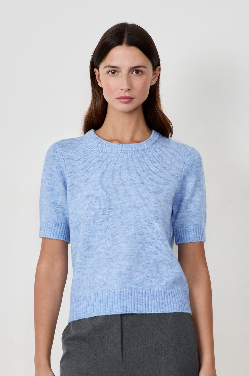 Pull manches courtes;${refinementColor}
