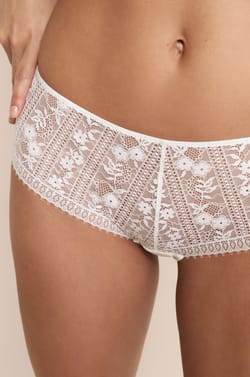Lace Boyshort;${refinementColor}