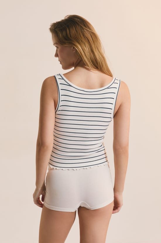 D&eacute;bardeur avec brassi&egrave;re int&eacute;gr&eacute;e;${refinementColor}