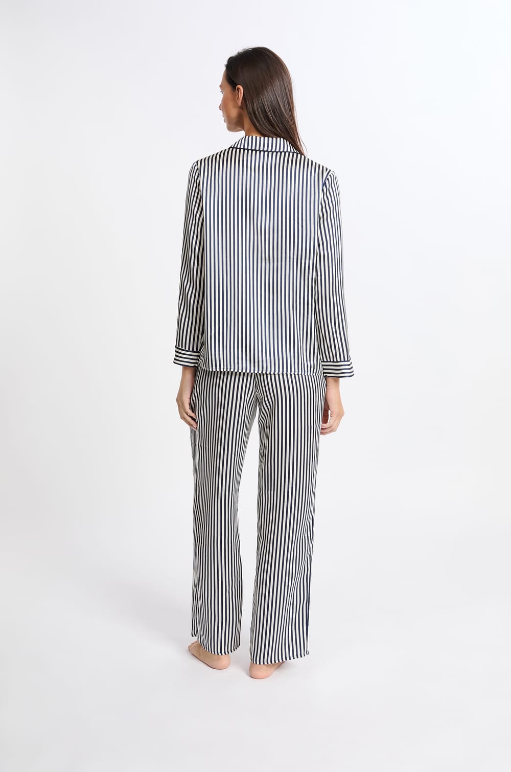 Pijama de dos piezas a rayas;${refinementColor}