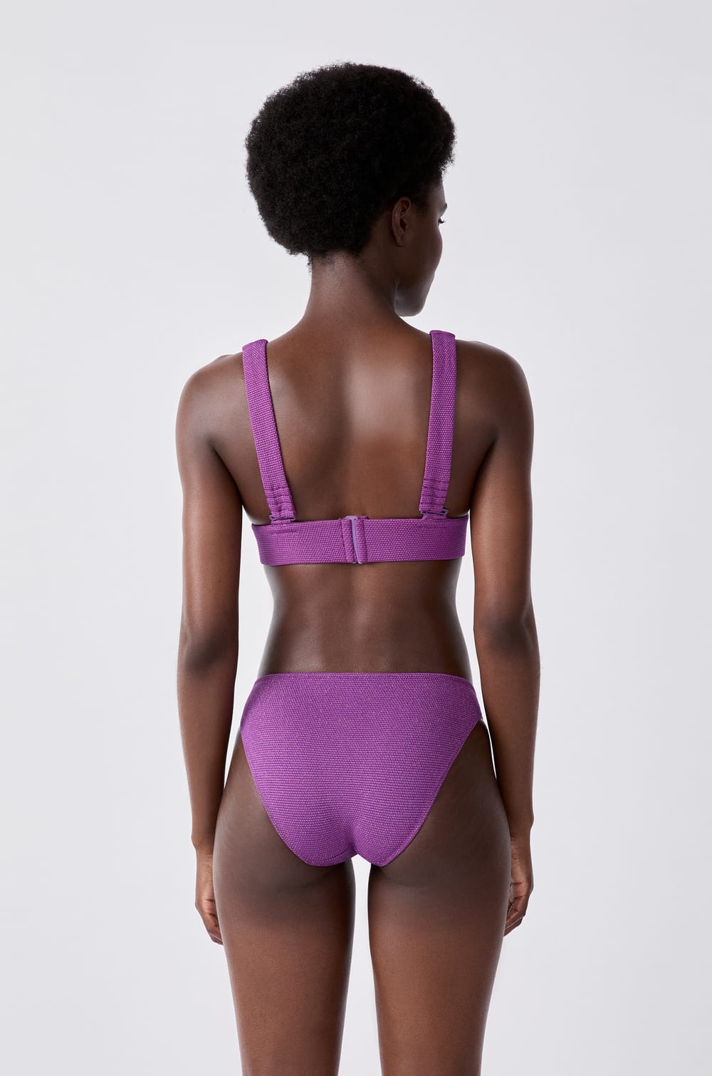Culotte bikini bas de maillot brillante;${refinementColor}