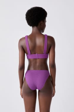 Culotte bikini bas de maillot brillante;${refinementColor}