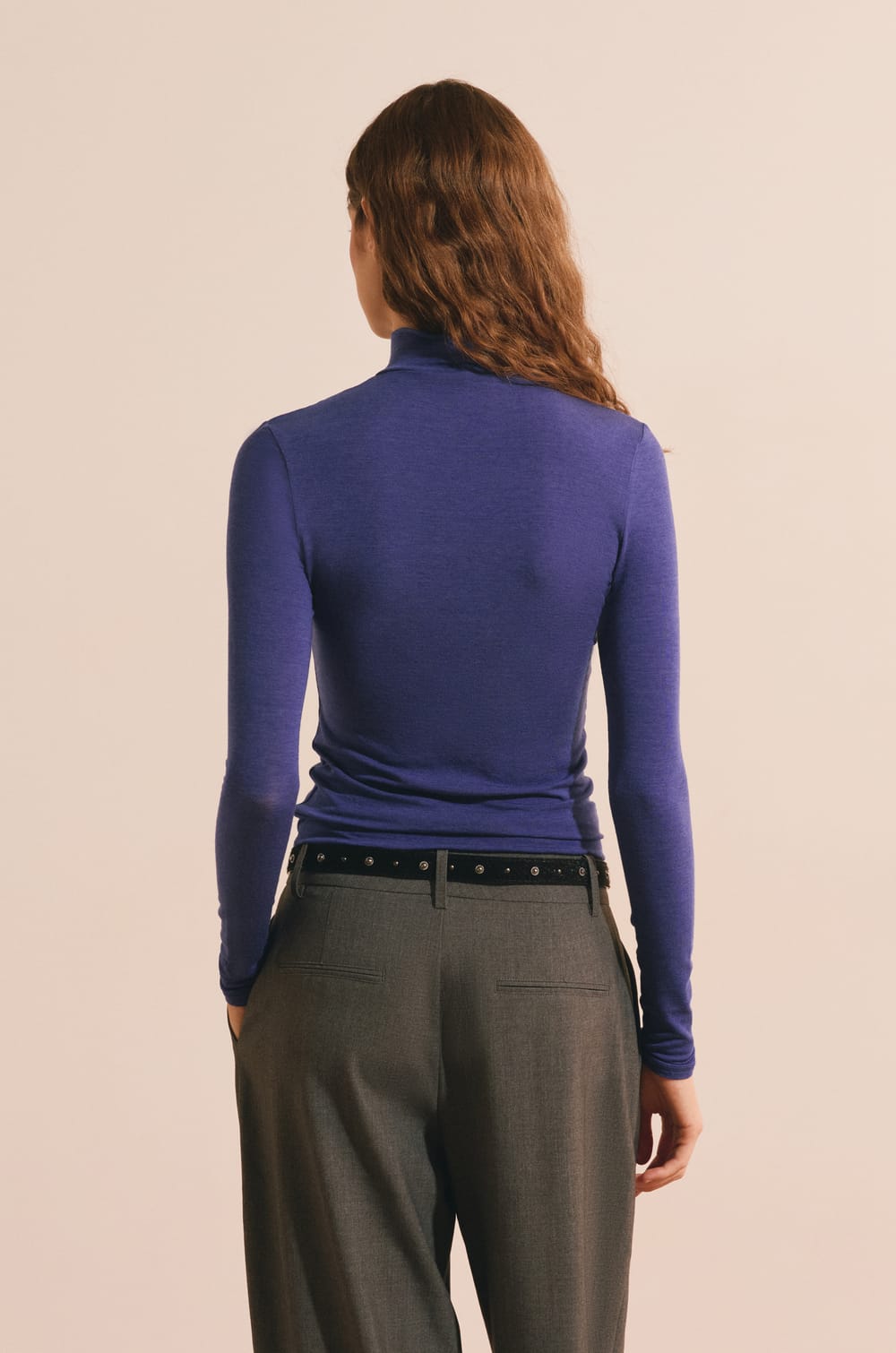 T-shirt col montant avec laine;${refinementColor}